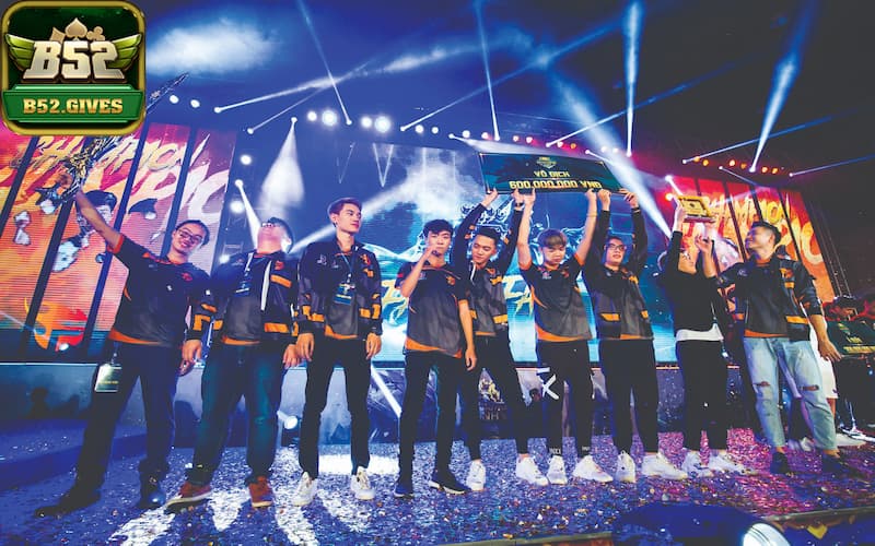 Đội tuyển Team Flash mang huy chương vàng về cho Esport Việt Nam